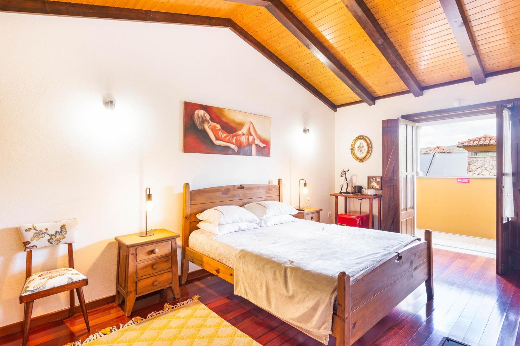 Refugio Das Artes Guesthouse Porto de Mós Dış mekan fotoğraf
