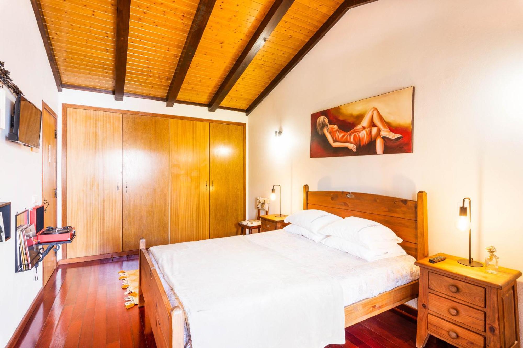 Refugio Das Artes Guesthouse Porto de Mós Dış mekan fotoğraf