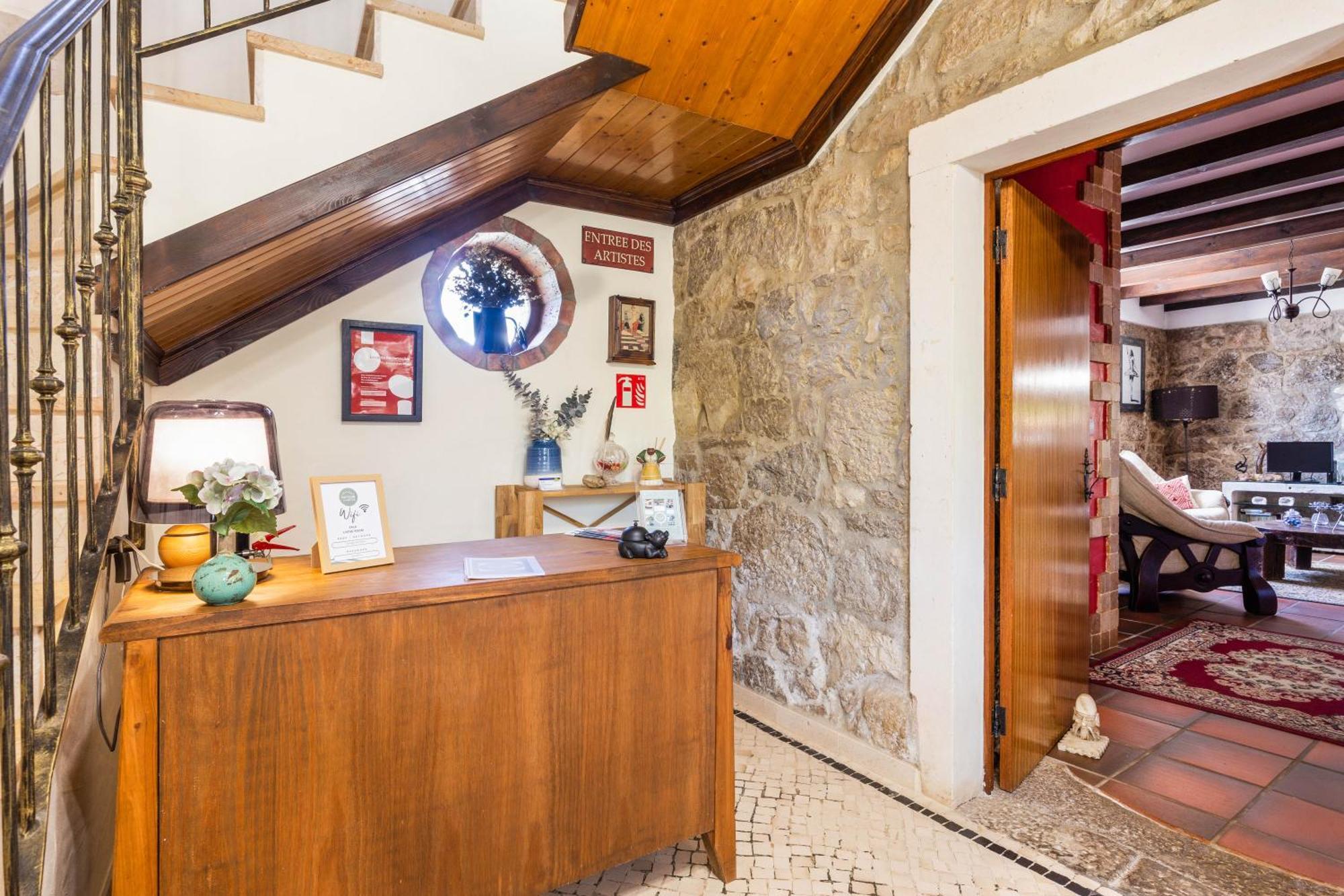 Refugio Das Artes Guesthouse Porto de Mós Dış mekan fotoğraf